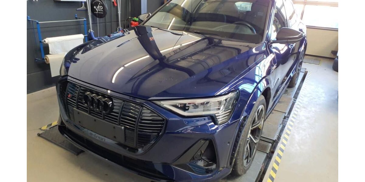 Audi e-tron 39.997 km 41.510 &euro; Hagen 58091