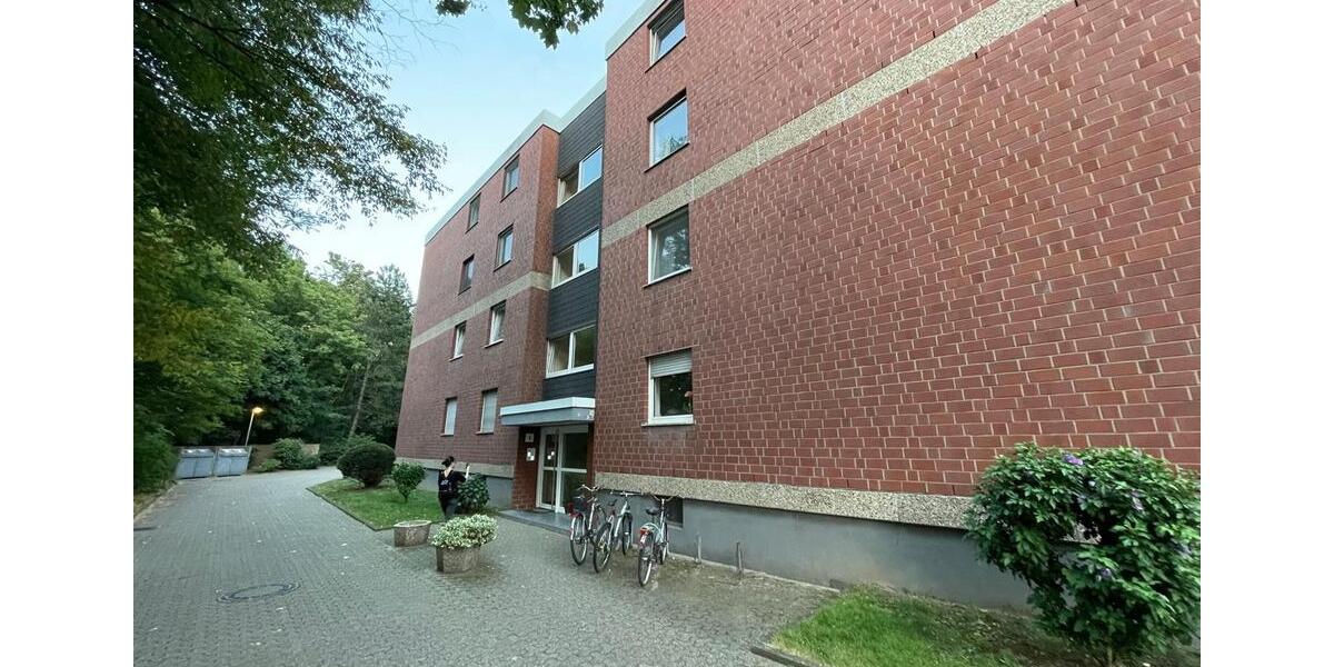 Etagenwohnung Duisburg Huckingen - 3 Zimmer, 92 m&sup2;, 1.050&euro; | Angebot:27586893