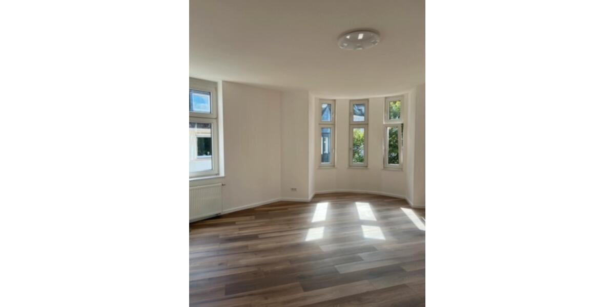 Etagenwohnung Remscheid Gemarkung Bergisch Born - 4 Zimmer, 135 m&sup2;, 1.700&euro; | Angebot:27536393