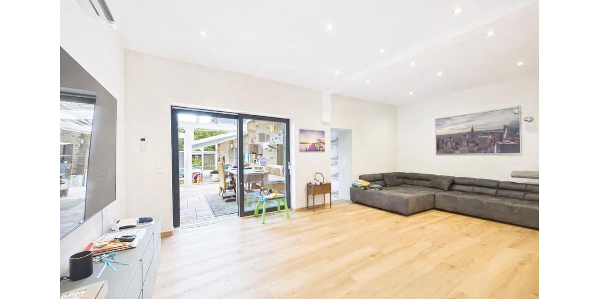 Einfamilienhaus Monheim am Rhein - 7 Zimmer, 250 m&sup2;, 939.000&euro; | Angebot:25440841