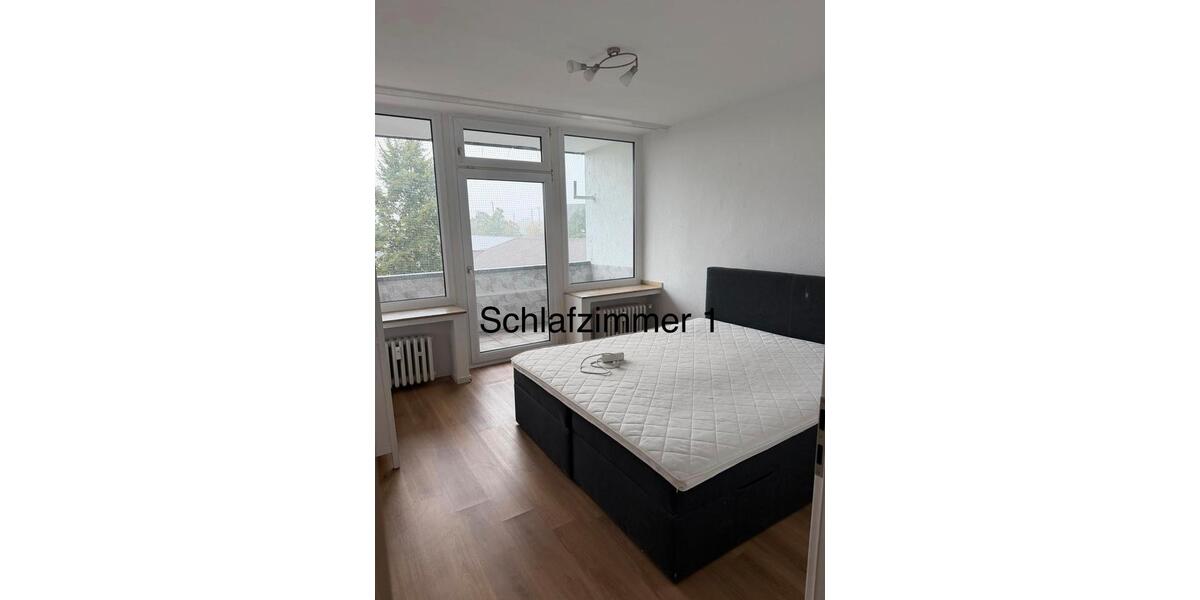 Etagenwohnung Duisburg Duisburg-Mitte - 3 Zimmer, 83 m&sup2;, 980&euro; | Angebot:27547767