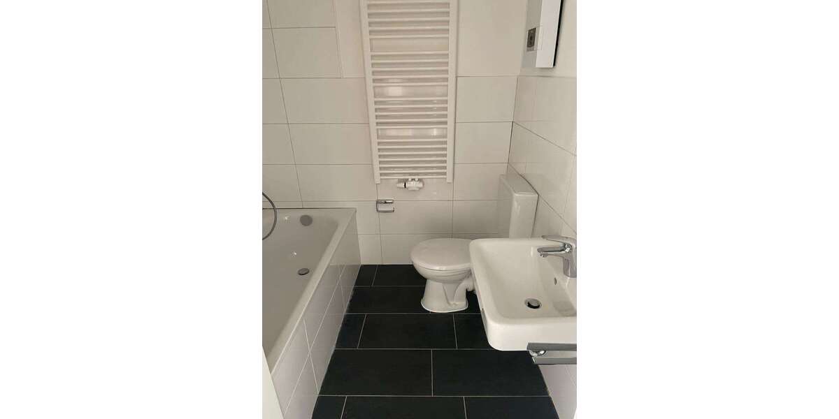 Etagenwohnung Wuppertal Gemarkung Barmen - 2 Zimmer, 61 m&sup2;, 499&euro; | Angebot:26827471