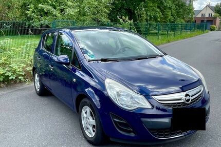 Opel Corsa 90.000 km 3.800 &euro; Solingen 42699