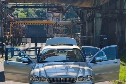 Jaguar X-Type 38.200 km 12.900 &euro; Essen 45149