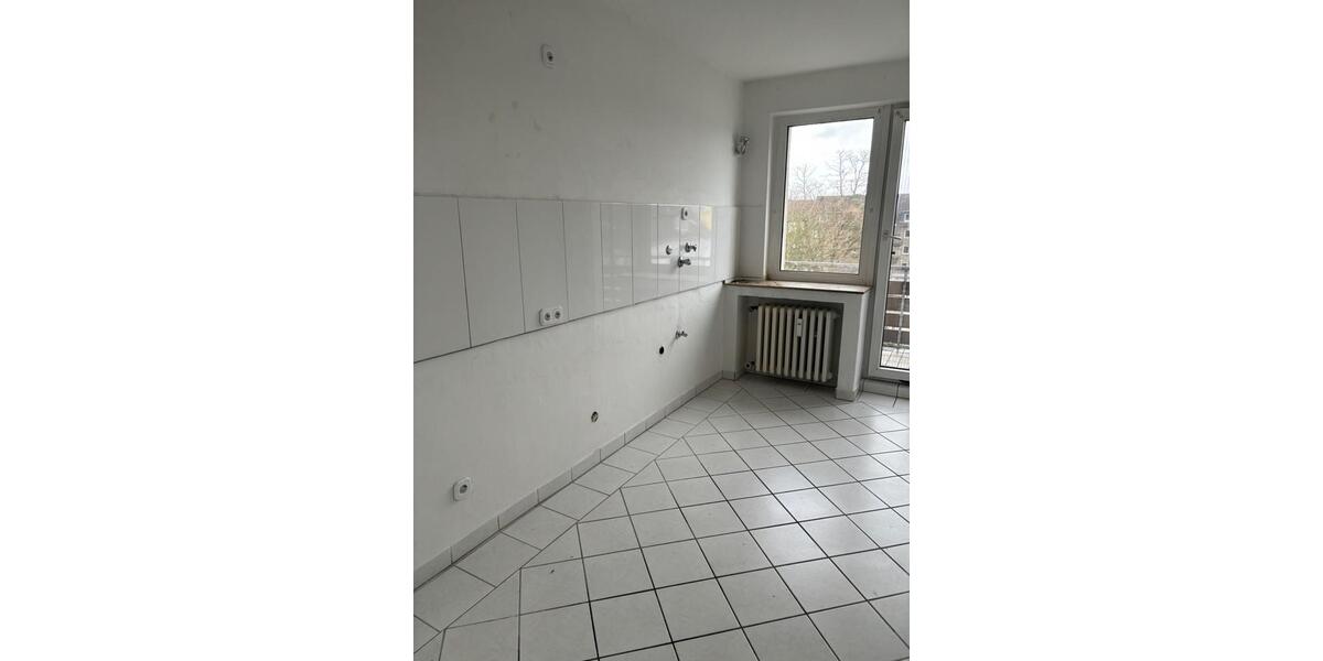 Etagenwohnung Oberhausen - 2 Zimmer, 64 m&sup2;, 450&euro; | Angebot:25992882