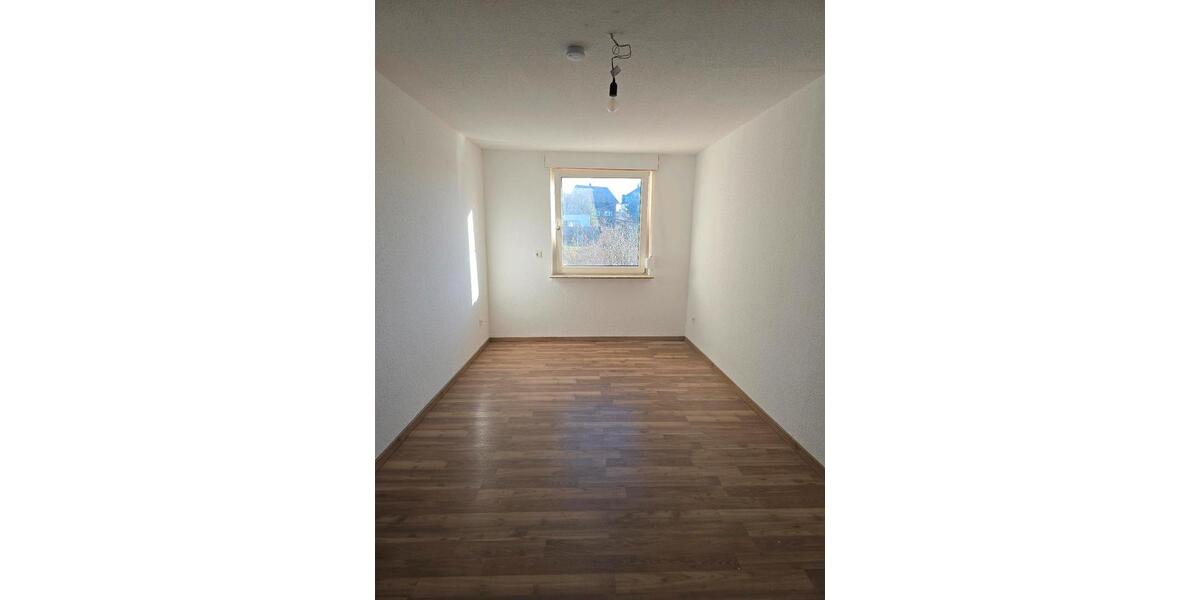 Etagenwohnung Remscheid Remscheid-Süd - 3 Zimmer, 74 m&sup2;, 870&euro; | Angebot:25257704