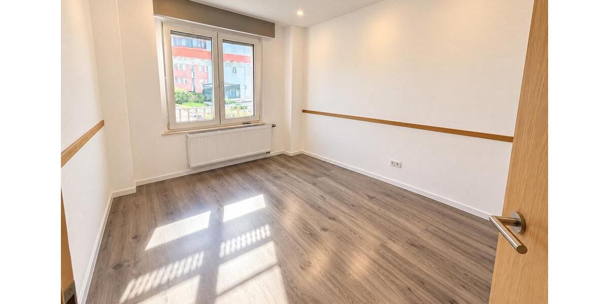 Etagenwohnung Gladbeck - 6 Zimmer, 153 m&sup2;, 1.450&euro; | Angebot:27571256