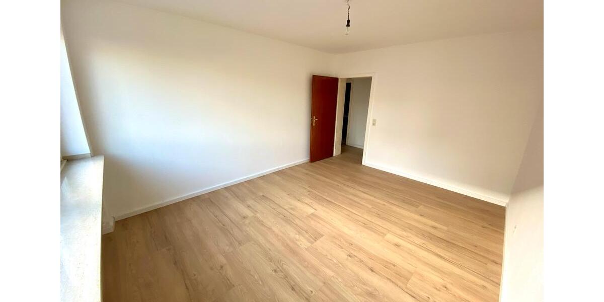 Etagenwohnung Düsseldorf Stadtbezirk 3 - 3 Zimmer, 88 m&sup2;, 395.000&euro; | Angebot:26036450