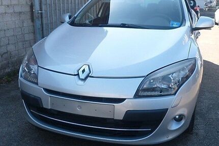 Renault Megane 200.000 km 2.999 &euro; Düsseldorf 40470