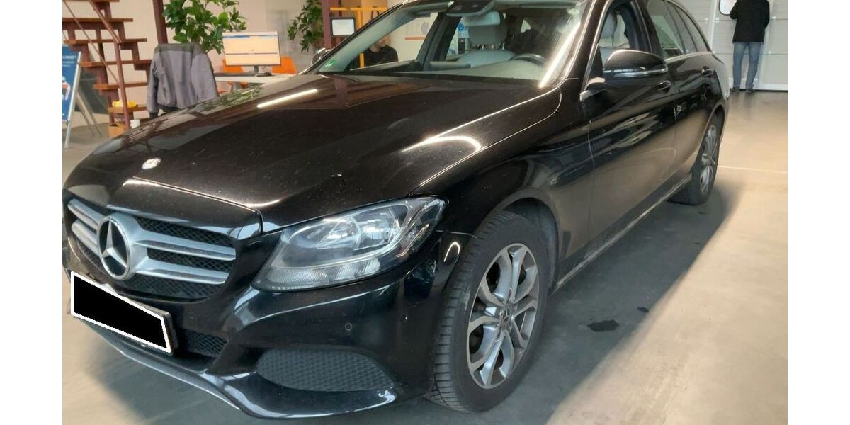Mercedes-Benz C 200 217.000 km 12.900 &euro; Wuppertal 42329