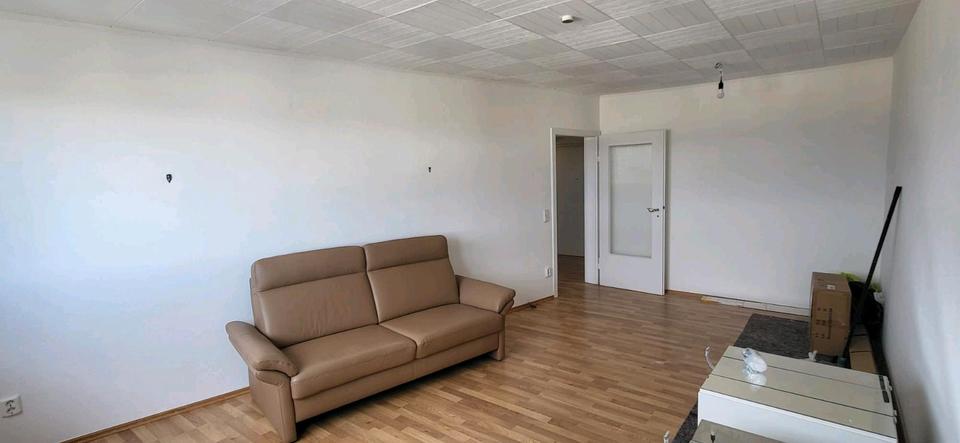 Etagenwohnung Velbert Pöthen - 2 Zimmer, 51 m&sup2;, 560&euro; | Angebot:25978260