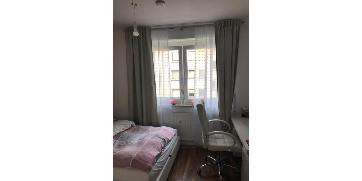 Etagenwohnung Bochum Bochum-Mitte - 2 Zimmer, 39 m&sup2;, 720&euro; | Angebot:26049793