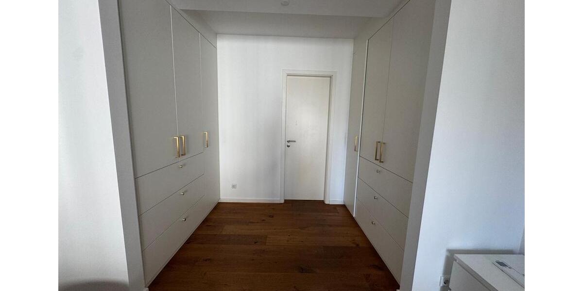 Etagenwohnung Essen Stadtkern - 3 Zimmer, 100 m&sup2;, 1.690&euro; | Angebot:26110160