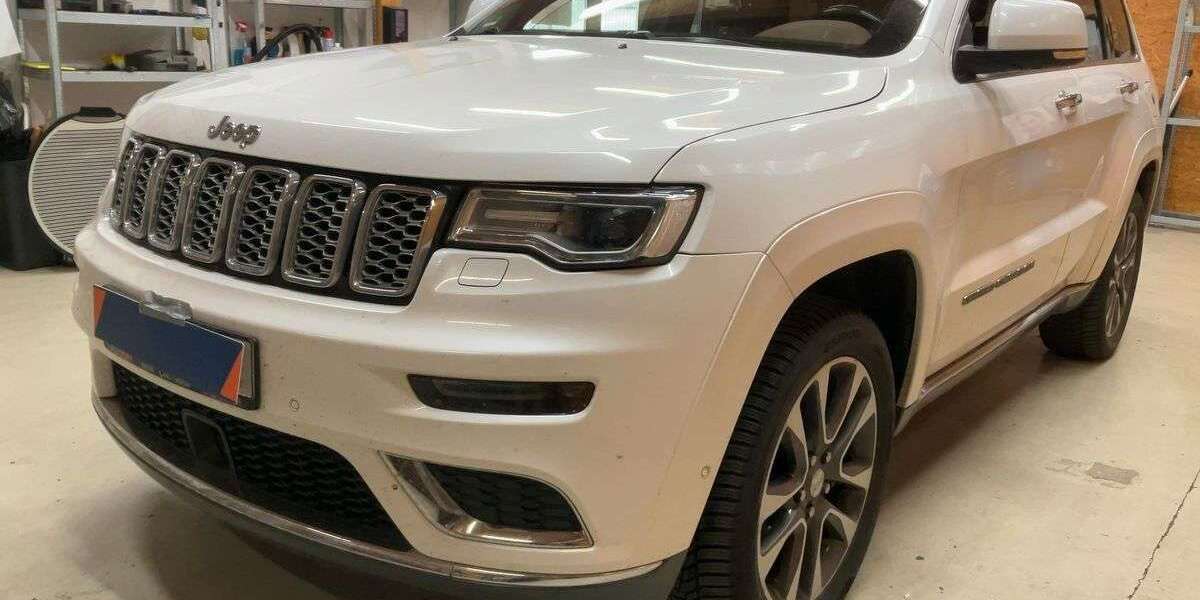 Jeep Grand Cherokee 137.650 km 18.900 &euro; Düsseldorf 40233
