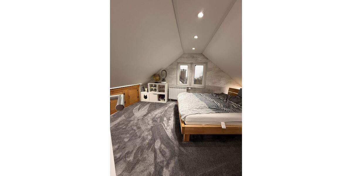 Doppelhaushälfte Gevelsberg Silschede - 8 Zimmer, 140 m&sup2;, 475.000&euro; | Angebot:25751271