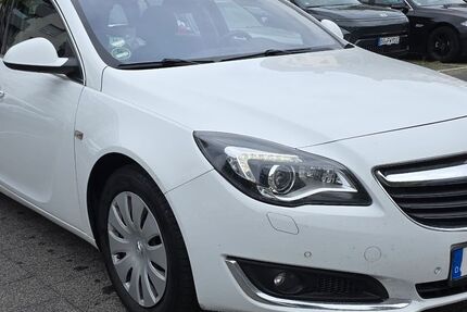 Opel Insignia 145.400 km 8.500 &euro; Herne 44629