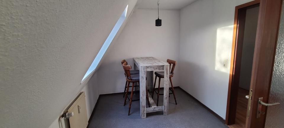 Dachgeschoßwohnung Wuppertal Brill - 1 Zimmer, 38 m&sup2;, 190&euro; | Angebot:25374902