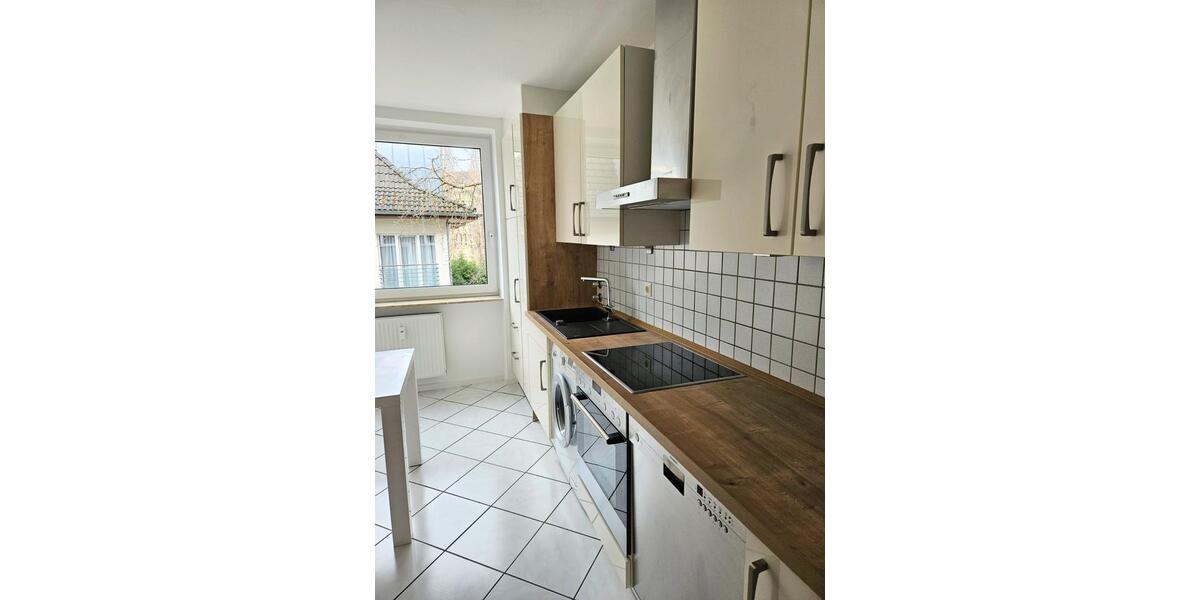 Etagenwohnung Düsseldorf Niederkassel - 3.5 Zimmer, 85 m&sup2;, 450.000&euro; | Angebot:27531555