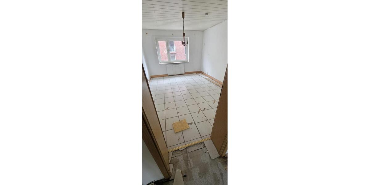Etagenwohnung Duisburg Duisburg-Mitte - 2.5 Zimmer, 69 m&sup2;, 750&euro; | Angebot:27549199