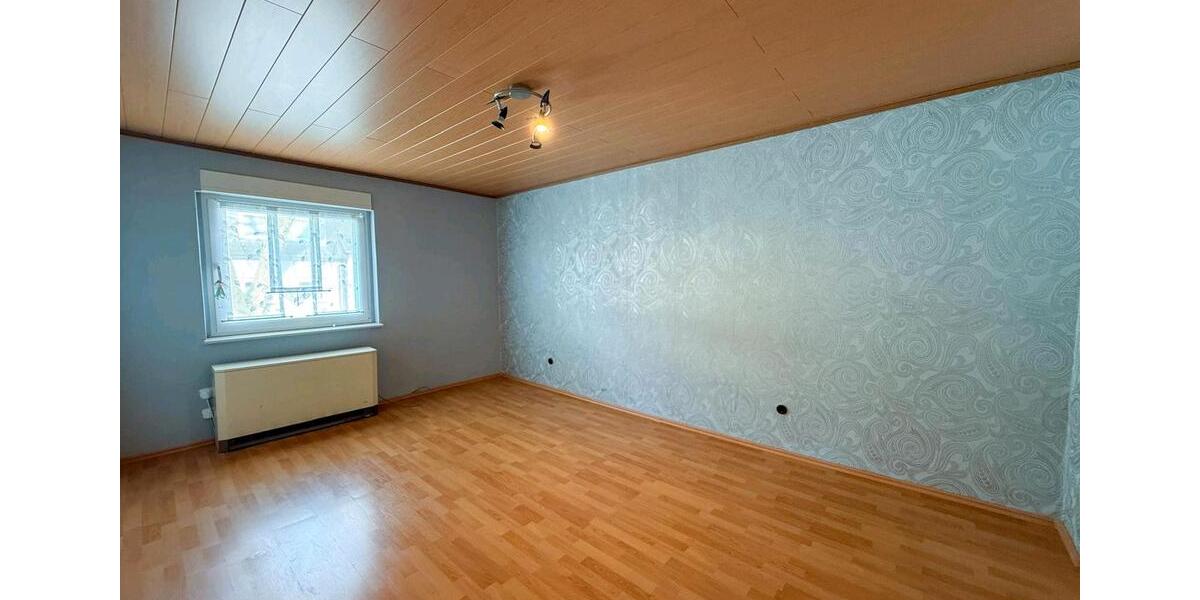 Reihenhaus Duisburg Hamborn - 5 Zimmer, 184 m&sup2;, 325.000&euro; | Angebot:27464599