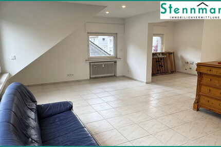 ERSTBEZUG NACH MODERNISIERUNG: HELLE 3-ZIMMER-WOHNUNG IM 2-FAM.-HAUS IN GUTER WOHNLAGE VON RADEVORMWALD - Wohnung Radevormwald | Angebot:27070197