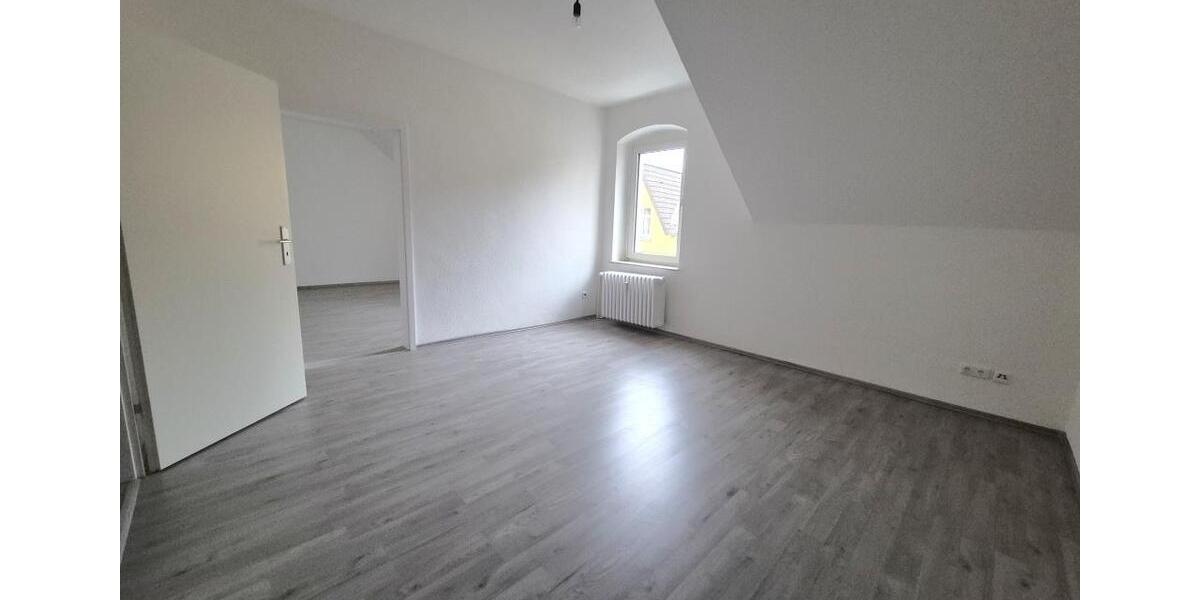 Etagenwohnung Duisburg Hamborn - 3 Zimmer, 76 m&sup2;, 560&euro; | Angebot:24687377