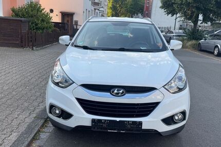 Hyundai ix35 121.000 km 9.599 &euro; Gelsenkirchen 45879