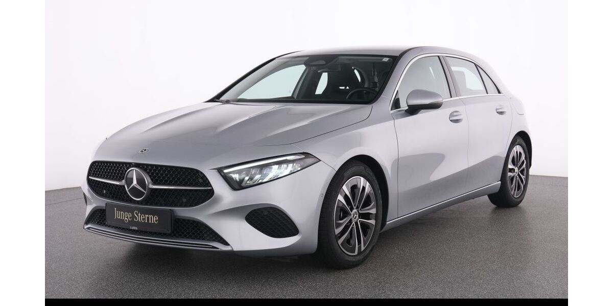 Mercedes-Benz A 180 11.802 km 29.835 &euro; Essen 45309