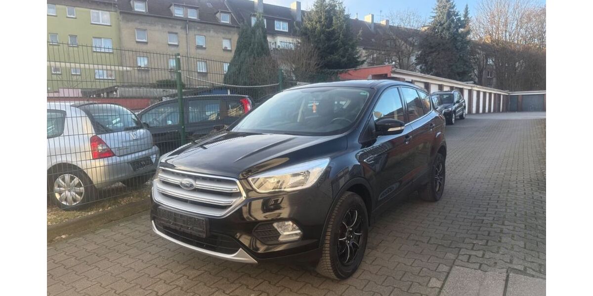 Ford Kuga 145.000 km 7.600 &euro; Essen 45143