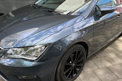Seat Leon 89.213 km 13.450 &euro; Gelsenkirchen 45899
