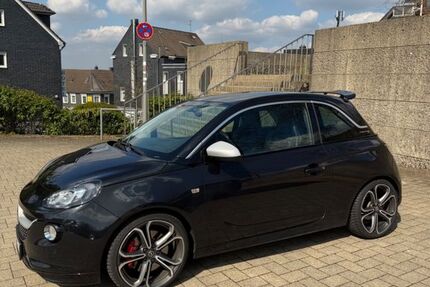 Opel Adam 93.000 km 11.990 &euro; Wermelskirchen 42929