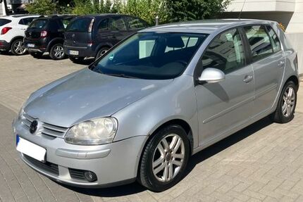 VW Golf 199.500 km 980 &euro; Bochum 44807