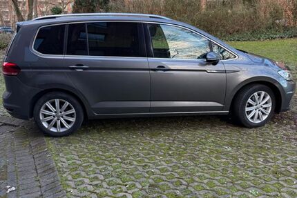 VW Touran 195.000 km 13.600 &euro; Düsseldorf 40229
