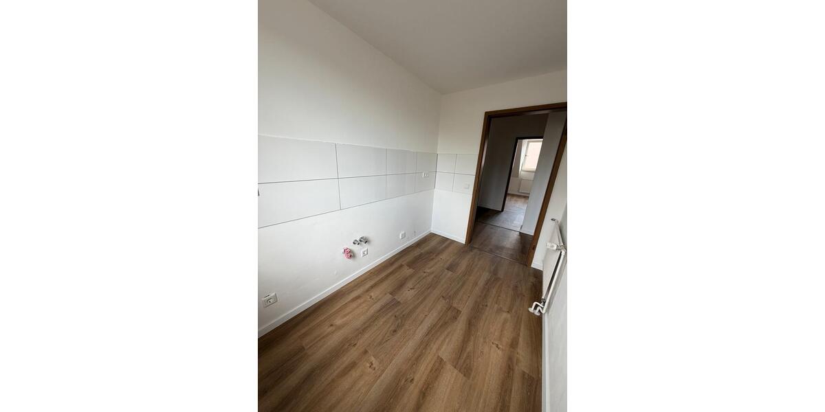 Dachgeschoßwohnung Gelsenkirchen Rotthausen - 3 Zimmer, 55 m&sup2;, 590&euro; | Angebot:27553898