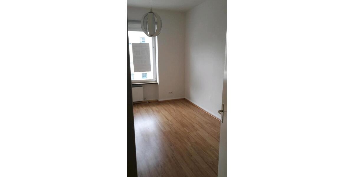 Etagenwohnung Wuppertal Elberfeld - 1 Zimmer, 75 m&sup2;, 850&euro; | Angebot:25790453