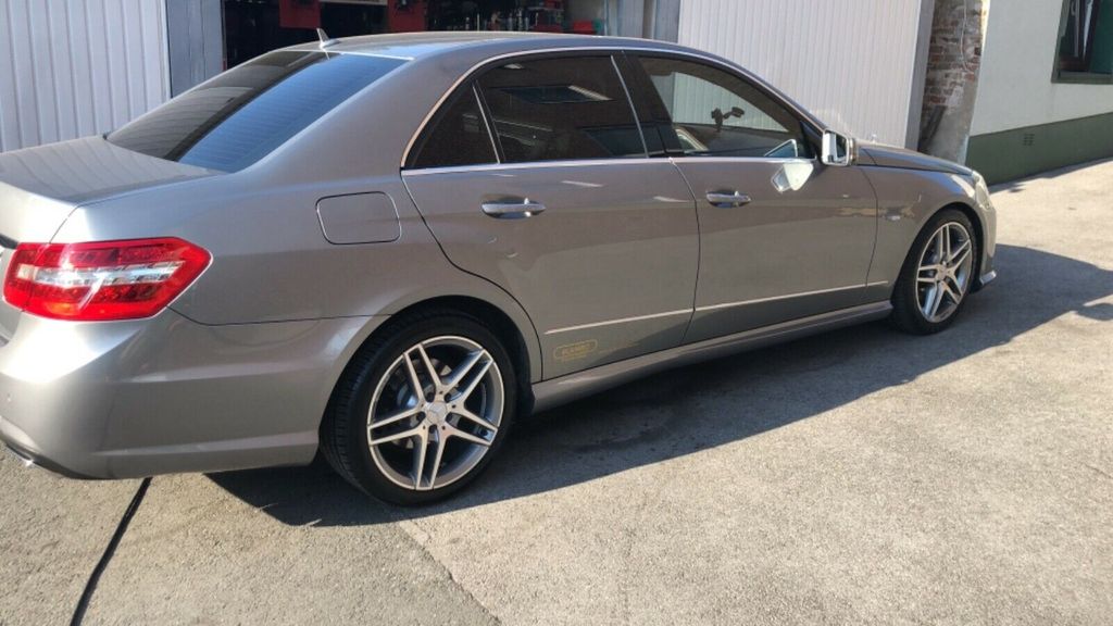 Mercedes-Benz E 350 311.525 km 15.500 &euro; Düsseldorf 40489