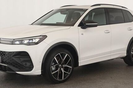 VW Tiguan 21.600 km 43.884 &euro; Neuss 41460