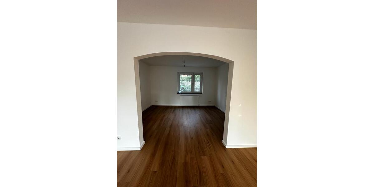 Etagenwohnung Wuppertal Gemarkung Ronsdorf - 2 Zimmer, 74 m&sup2;, 753&euro; | Angebot:25887323