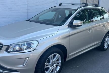 Volvo XC60 107.000 km 16.800 &euro; Neuss 41468
