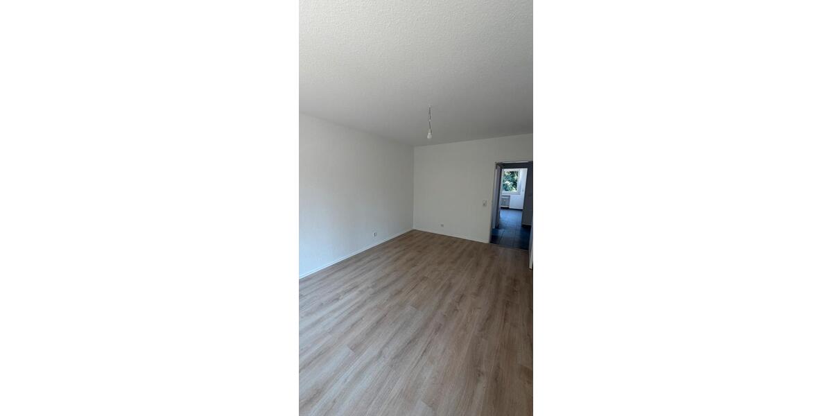 Etagenwohnung Velbert Velbert-Mitte - 3 Zimmer, 69 m&sup2;, 800&euro; | Angebot:27585756