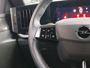 Opel Astra GS 360° Kam Navi Matrix SHZ LHZ ACC 38.814 km 20.270 &euro; HAAN 42781