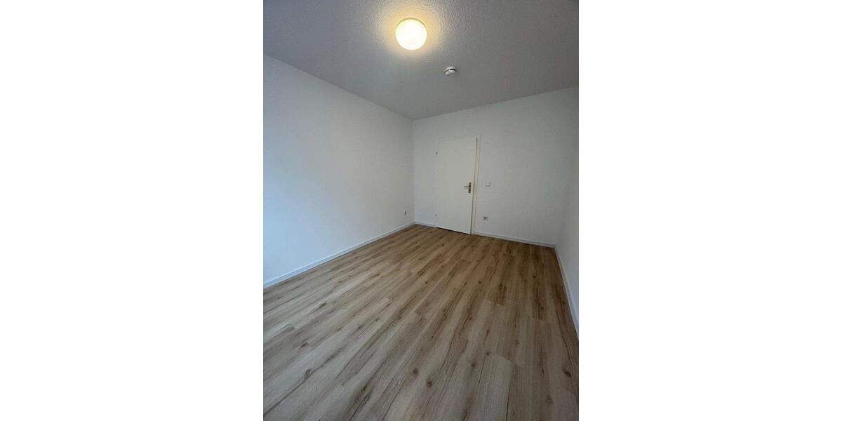 Etagenwohnung Witten Annen - 3 Zimmer, 85 m&sup2;, 890&euro; | Angebot:25910520