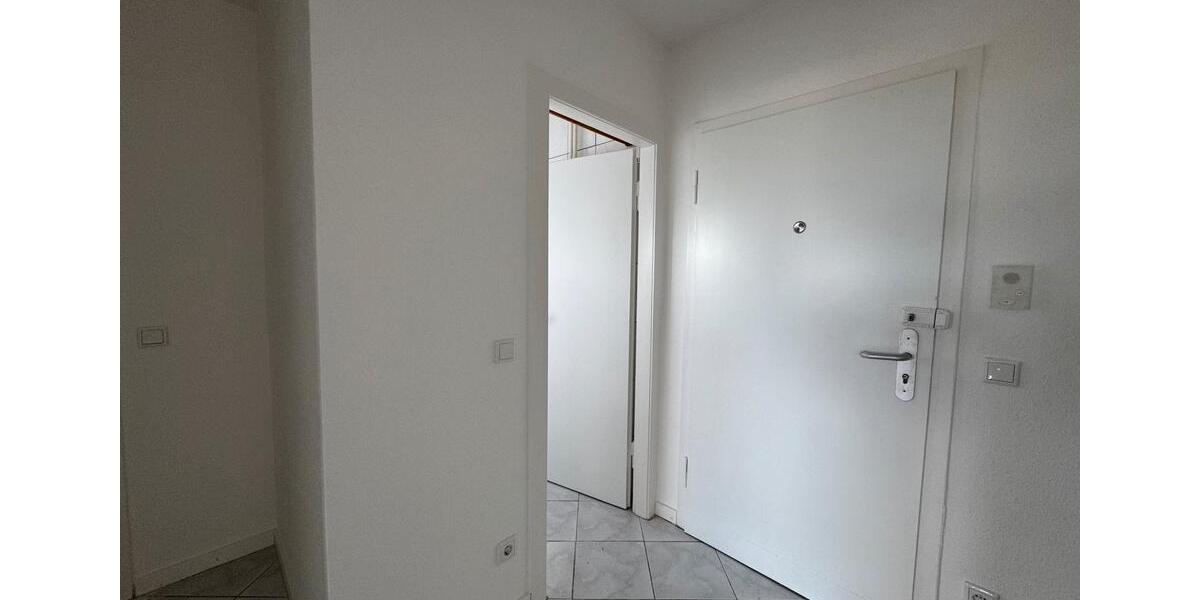 Etagenwohnung Mettmann - 2 Zimmer, 50 m&sup2;, 825&euro; | Angebot:26626208