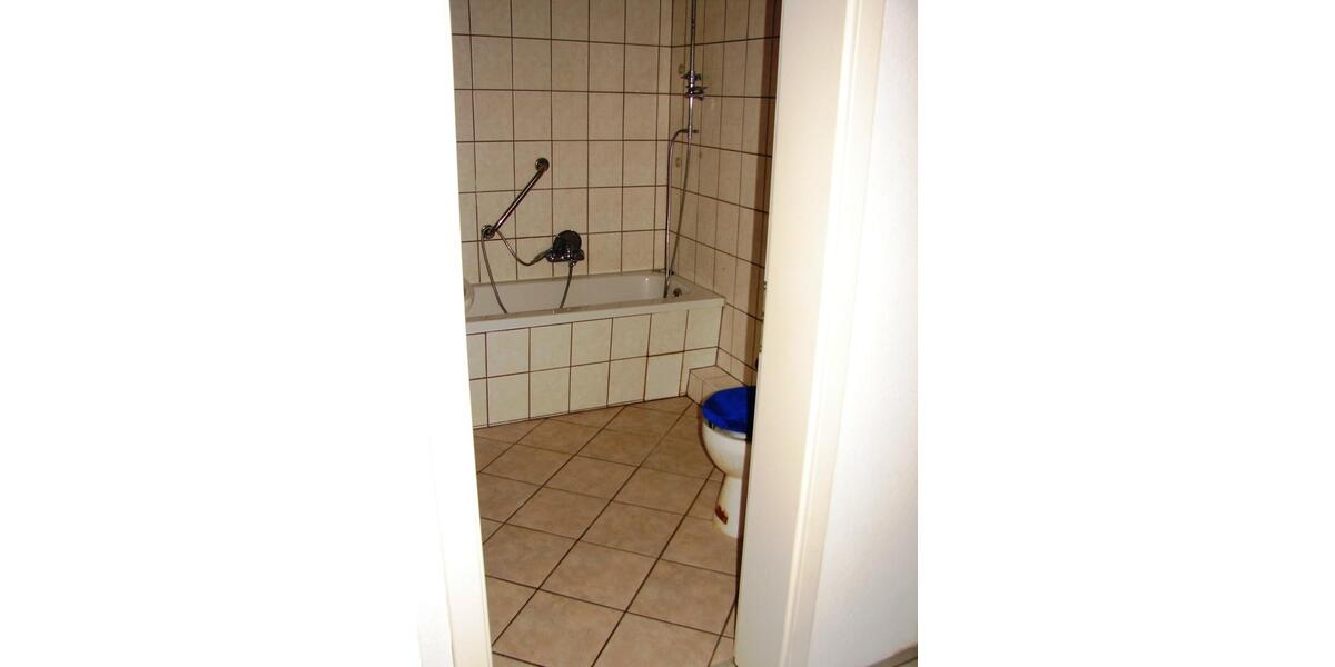 Dachgeschoßwohnung Gelsenkirchen Rotthausen - 3 Zimmer, 98 m&sup2;, 600&euro; | Angebot:25349098