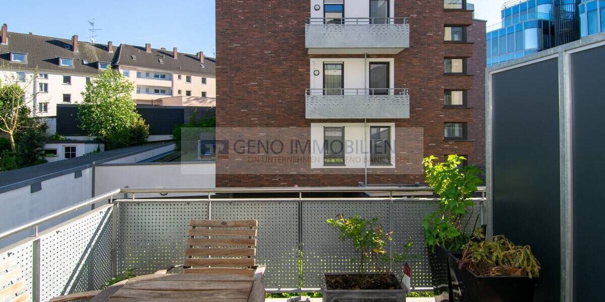 Etagenwohnung Essen Südviertel - 2 Zimmer, 75 m&sup2;, 957&euro; | Angebot:26502636