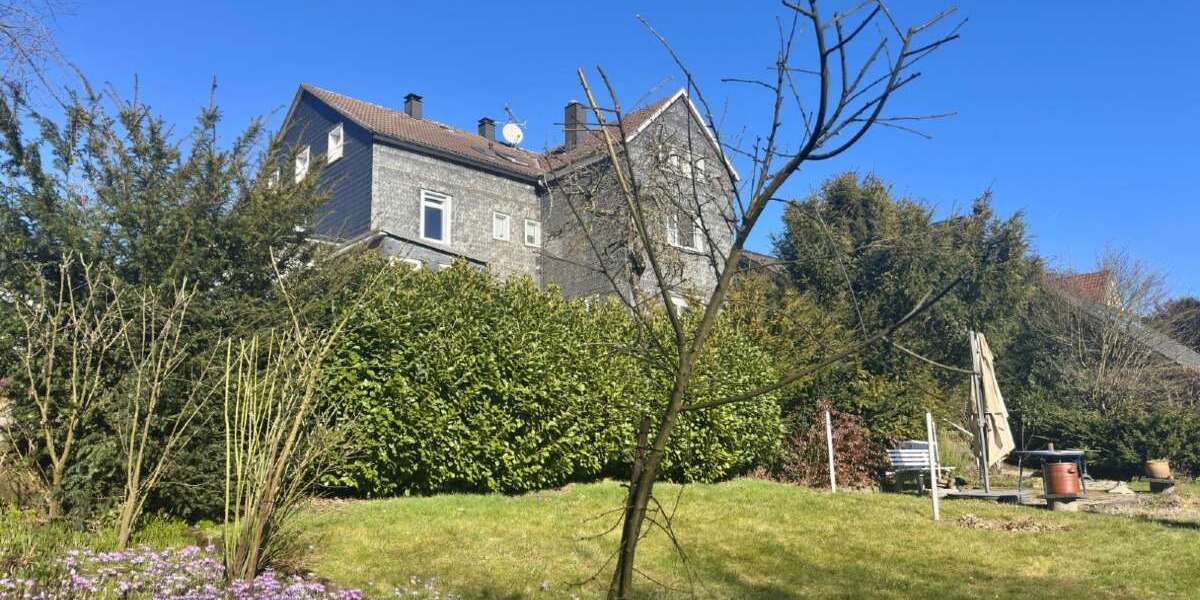 Einfamilienhaus Sprockhövel - 7 Zimmer, 450 m&sup2;, 350.000&euro; | Angebot:26857123