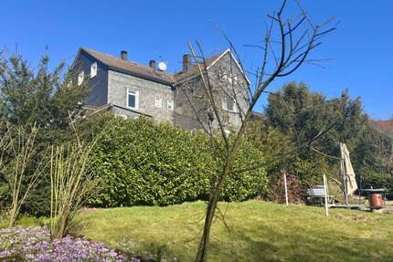Haus Sprockhövel - 7 Zimmer, 450 m&sup2;, 350.000&euro; | Angebot:26857123