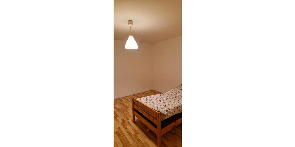 Etagenwohnung Düsseldorf Stadtbezirk 5 - 1 Zimmer, 62 m&sup2;, 1.060&euro; | Angebot:25963704
