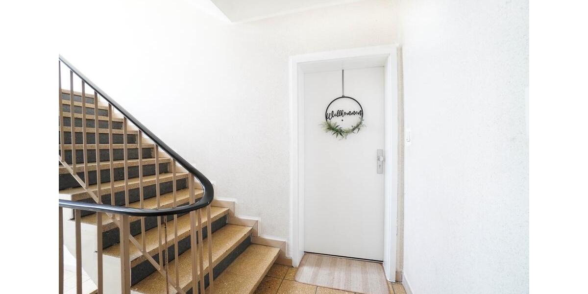 Etagenwohnung Duisburg Duisburg-Mitte - 2.5 Zimmer, 69 m&sup2;, 750&euro; | Angebot:27549199