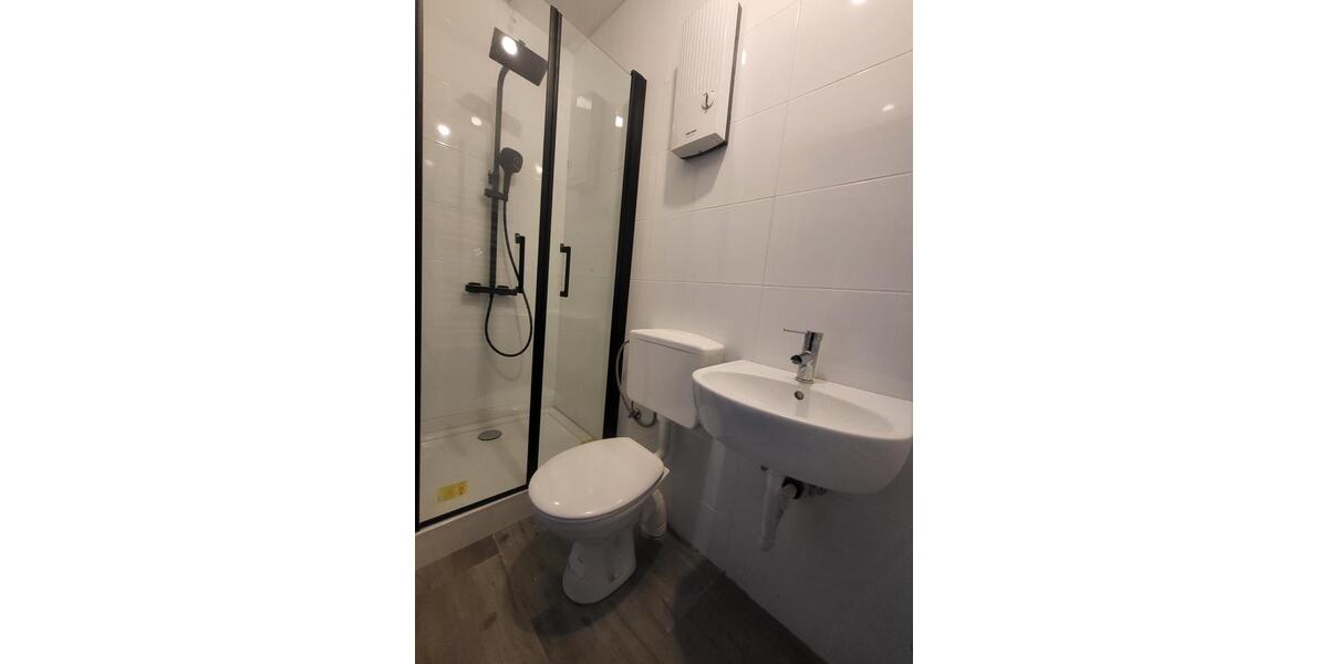 Erdgeschoßwohnung Wuppertal Arrenberg - 1 Zimmer, 20 m&sup2;, 319&euro; | Angebot:25307505